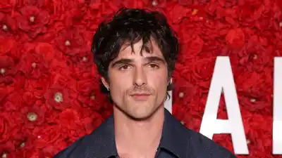Jacob Elordi's Relationship History Feature
