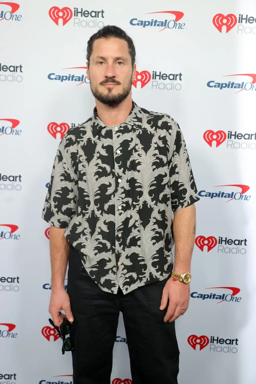GettyImages-2296000266-Val-Chmerkovskiy-Thanks-Alan-Bersten-for-Stepping-In-on-DWTS.jpg