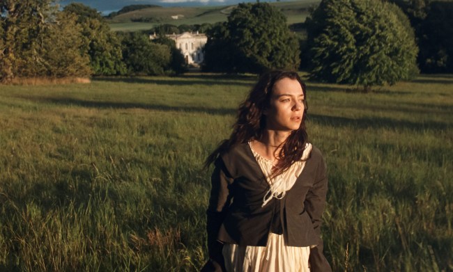 SENSE AND SENSIBILITY, Esme Creed-Miles, 2026. © Focus Features / courtesy Everett Collection