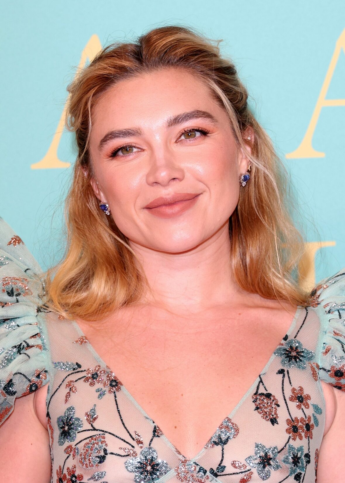 Klara and the Sun London reveal the first red carpet photo with the team