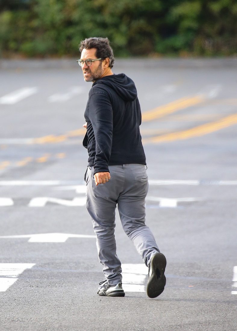 Paul Rudd walks down the street in Brooklyn, New York