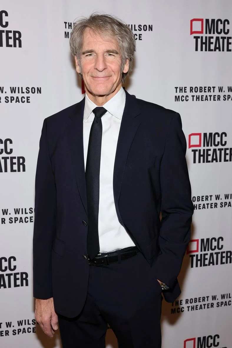 Scott Bakula present 